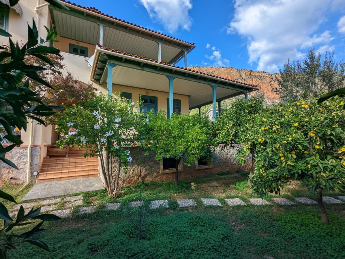 The Valkyries 3 Apartment Leonídion Exterior photo