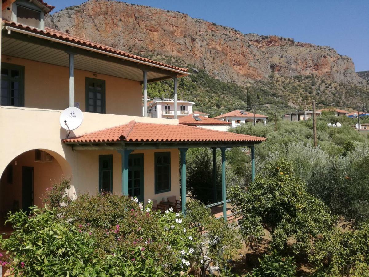 The Valkyries 3 Apartment Leonídion Exterior photo